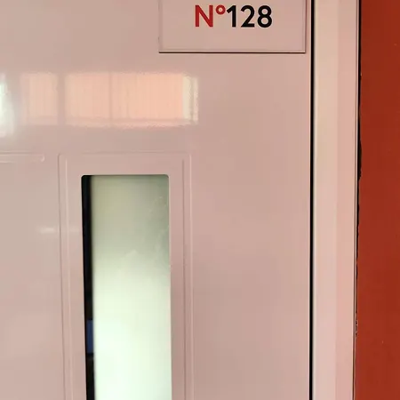 Apartment T2 Cyprien, Climatise, Piscines, Resto, Plages 2-4 Pers *